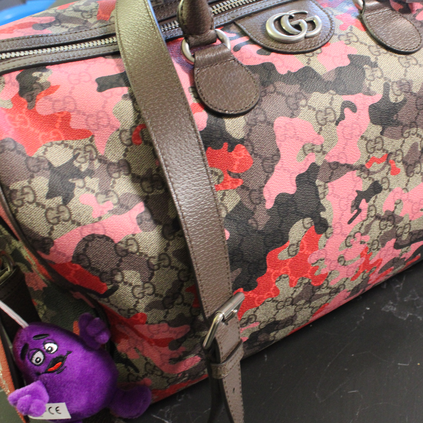 gucci ss26 GG medium duffle bag
