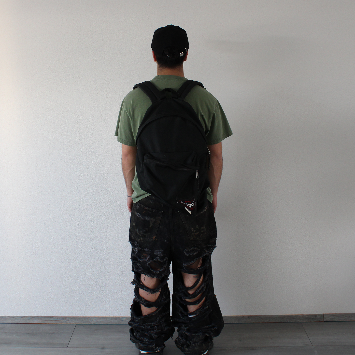 balenciaga ss23 mud show slashed denim