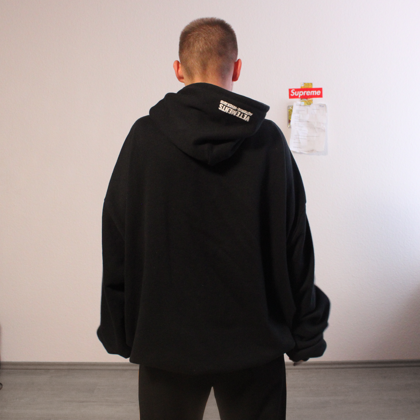 vetements aw18  sweater hoodie