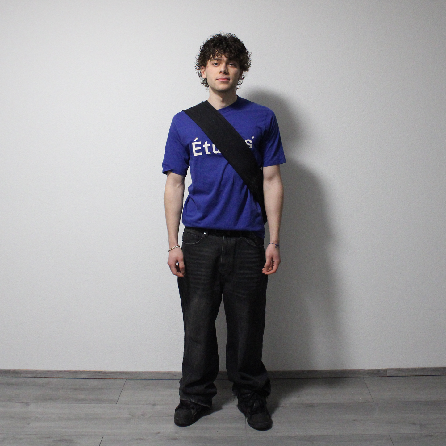 ètudes studio logo shirt