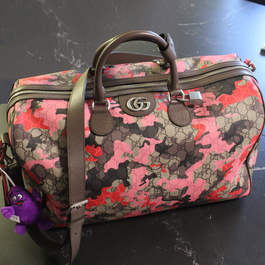 gucci ss26 GG medium duffle bag
