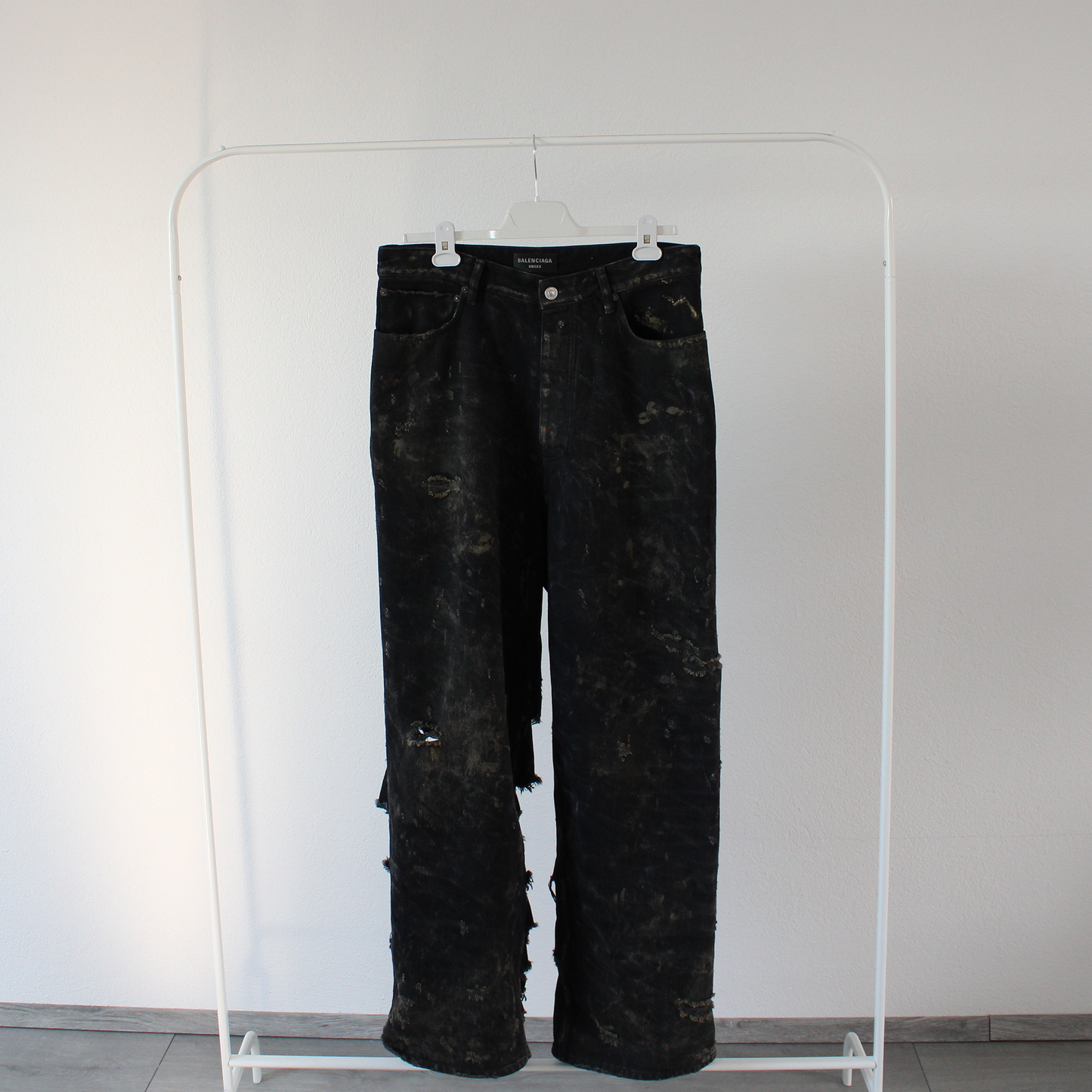 balenciaga ss23 mud show slashed denim